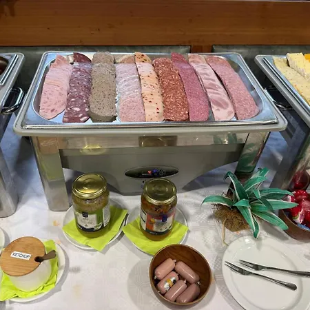 Otel Neue Muehle Kleines Brandenburg (Brandenburg an der Havel)