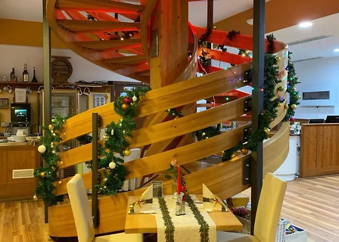 Hotel Neue Mühle Kleines 3*